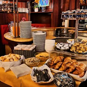 Hotel Lux Venice