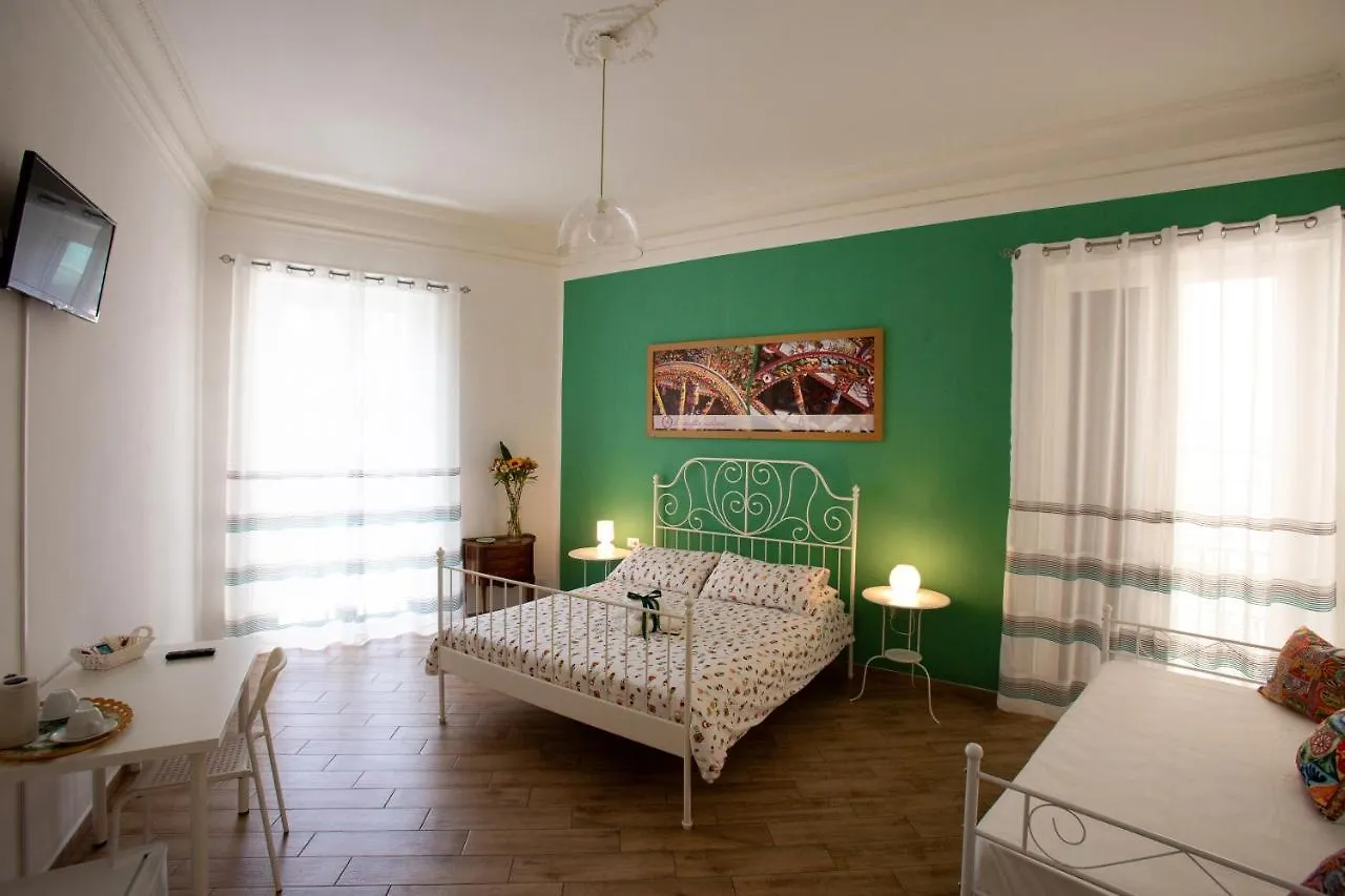 ** Bed & Breakfast Quattro Incanti Palermo Italy